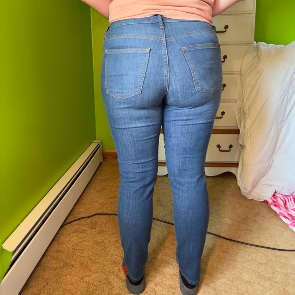 Universal Thread skinny jeans size 10/30R - Picture 3 of 7